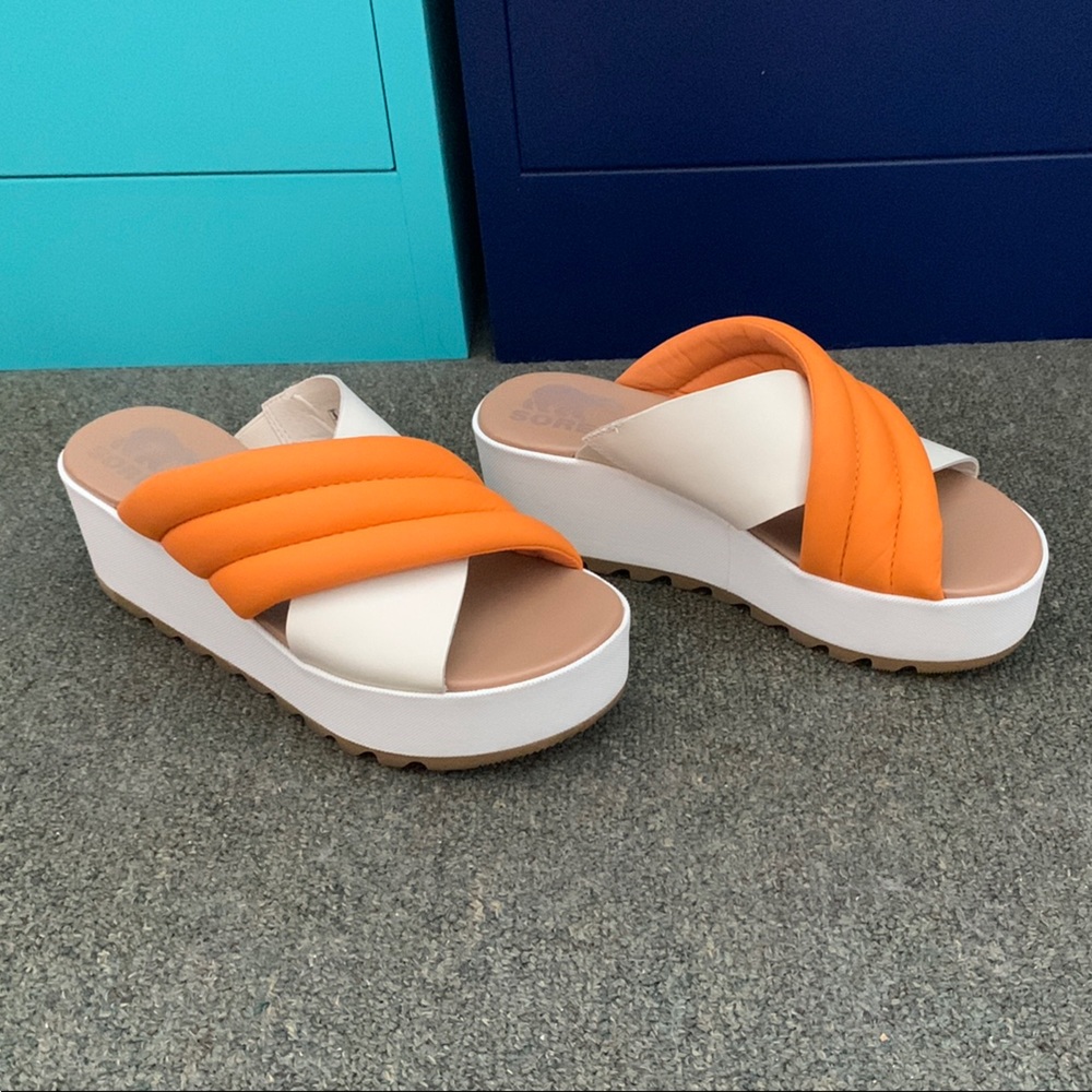 Sorel Orange and White Cameron Flatform Puff Wedge Mule Sandals